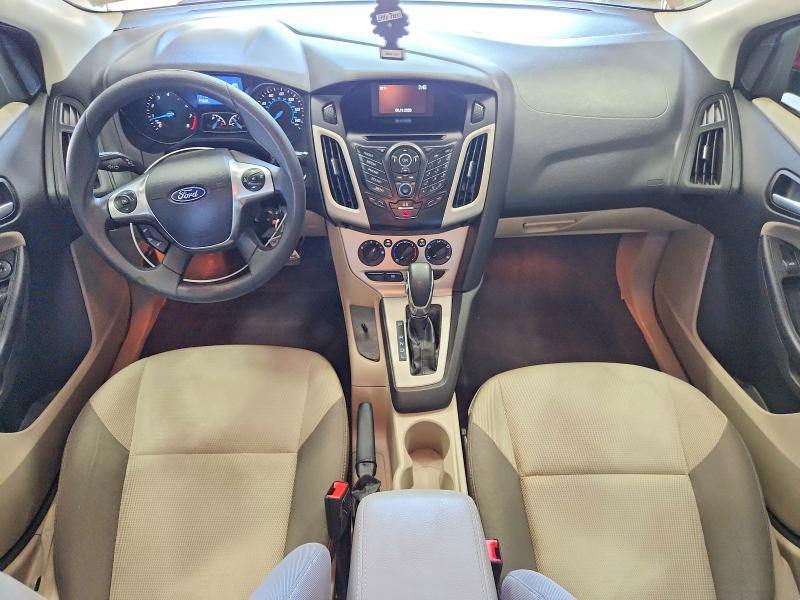 Photo 8 from auction – 2014 FORD FOCUS with VIN 1FADP3F23EL388831