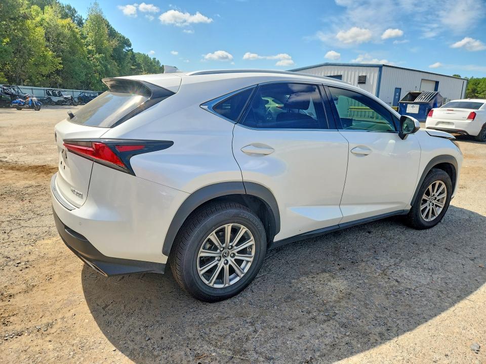 Photo 3 from auction – 2021 LEXUS NX 300 with VIN JTJDARBZ5M5022158