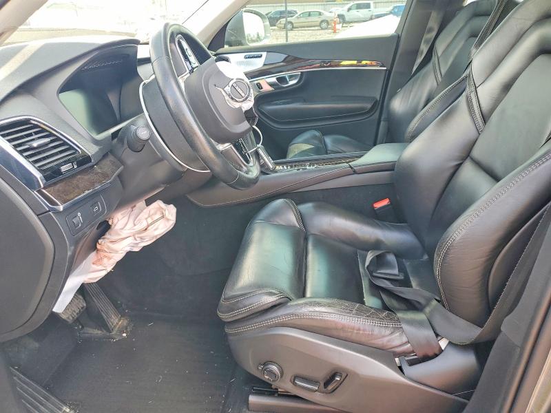 Снимка 7 от търг – 2017 VOLVO XC90 с VIN YV4A22PK6H1166950