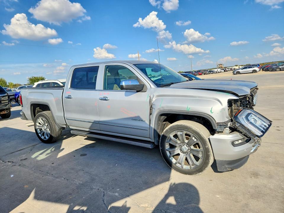 Zdjęcie 4 z aukcji – 2018 GMC SIERRA z VIN 3GTU2PEJ5JG500688