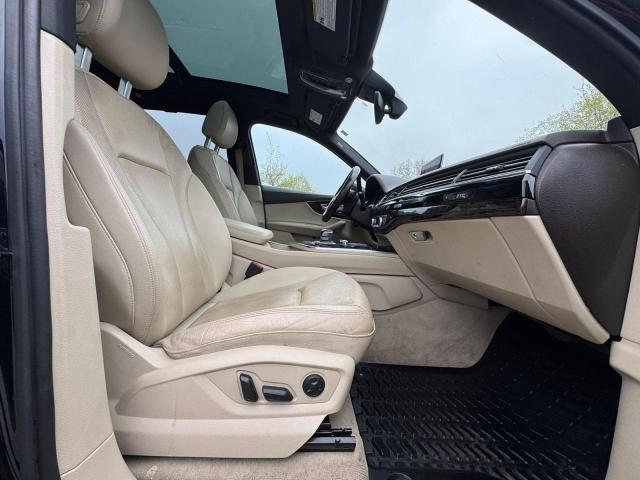 Photo 5 from auction – 2017 AUDI Q7 with VIN WA1LAAF7XHD031470