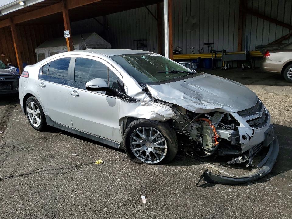 Zdjęcie 4 z aukcji – 2013 CHEVROLET VOLT z VIN 1G1RB6E4XDU101019