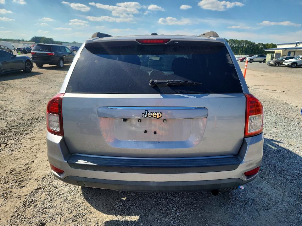 Снимка 6 от търг – 2014 JEEP COMPASS с VIN 1C4NJCBB4ED893891