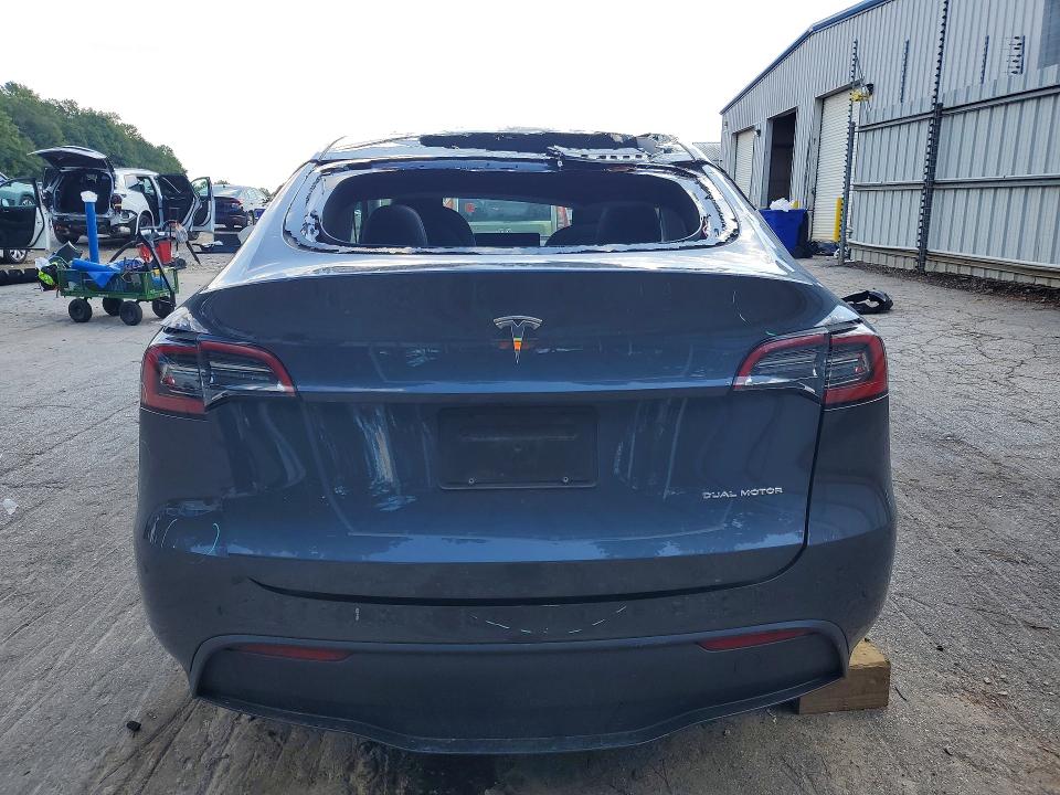 Foto 6 de la subasta – 2023 TESLA MODEL Y con VIN 7SAYGDEE7PA211332