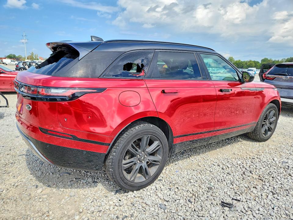 Photo 3 from auction – 2018 LAND ROVER RANGE ROVER VELAR with VIN SALYL2RX7JA741045