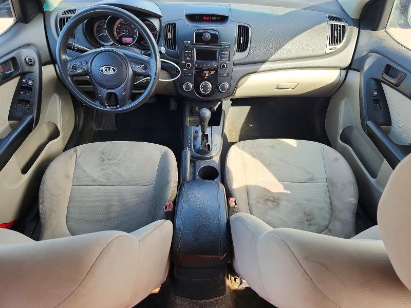 Снимка 8 от търг – 2010 KIA FORTE с VIN KNAFU4A22A5298753