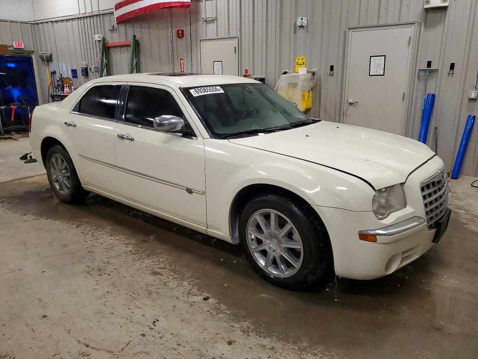 Photo 4 from auction – 2008 CHRYSLER 300C with VIN 2C3LK63H48H272140