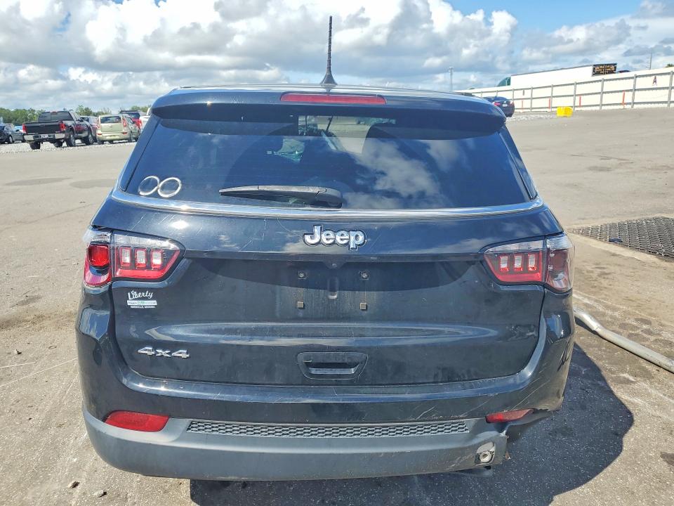 Foto 6 de la subasta – 2024 JEEP COMPASS con VIN 3C4NJDANXRT103494