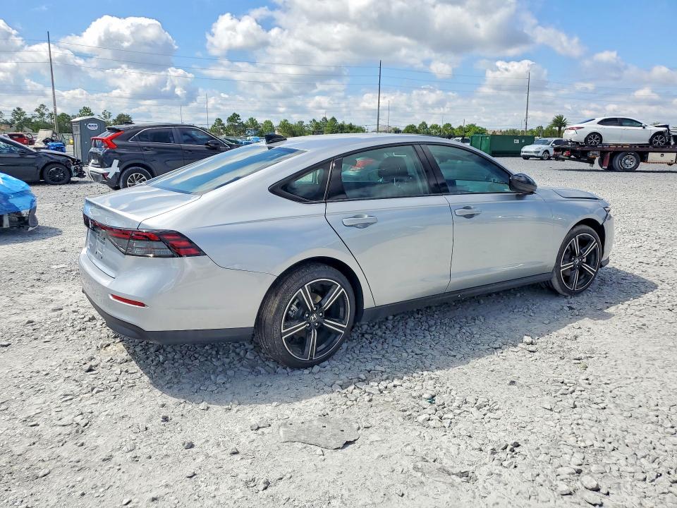 Снимка 3 от търг – 2026 HONDA ACCORD с VIN 1HGCY1F42TA061260