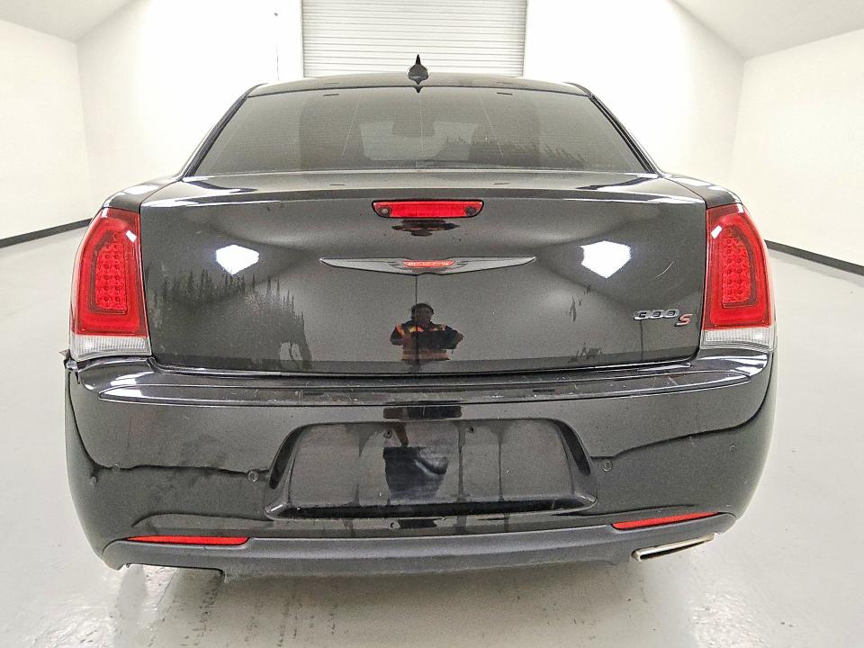 Фото 6 с аукциона – 2021 CHRYSLER 300 с VIN 2C3CCABG6MH595771