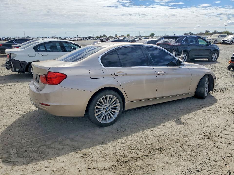 Zdjęcie 3 z aukcji – 2013 BMW 328 z VIN WBA3A5C53DF602941