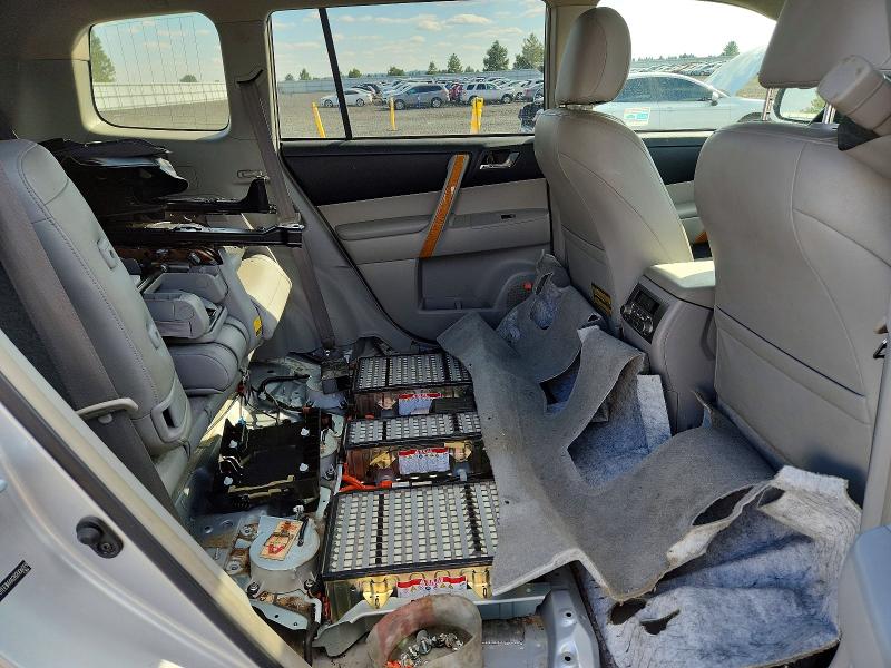Photo 11 from auction – 2008 TOYOTA HIGHLANDER with VIN JTEEW44A282006019