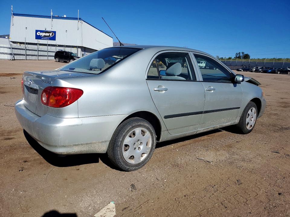 Снимка 3 от търг – 2004 TOYOTA COROLLA с VIN JTDBR32EX42032523