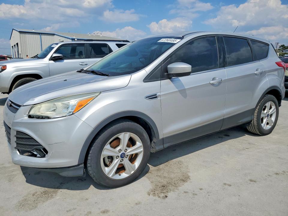 FORD ESCAPE 2015 with VIN 1FMCU0G76FUB14120 - Photo from auction
