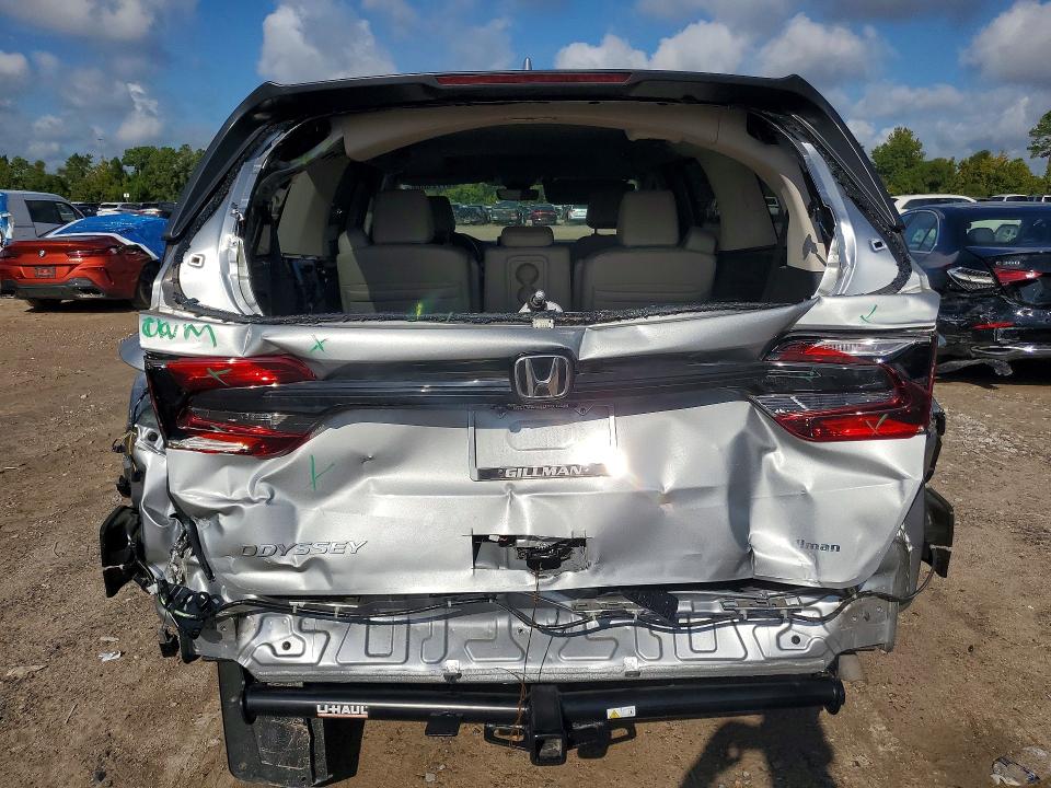 Photo 6 from auction – 2025 HONDA ODYSSEY with VIN 5FNRL6H60SB025687