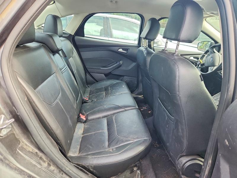 Zdjęcie 10 z aukcji – 2015 FORD FOCUS z VIN 1FADP3F20FL264968