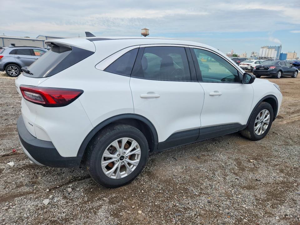 Photo 3 from auction – 2023 FORD ESCAPE with VIN 1FMCU9GN1PUB05295