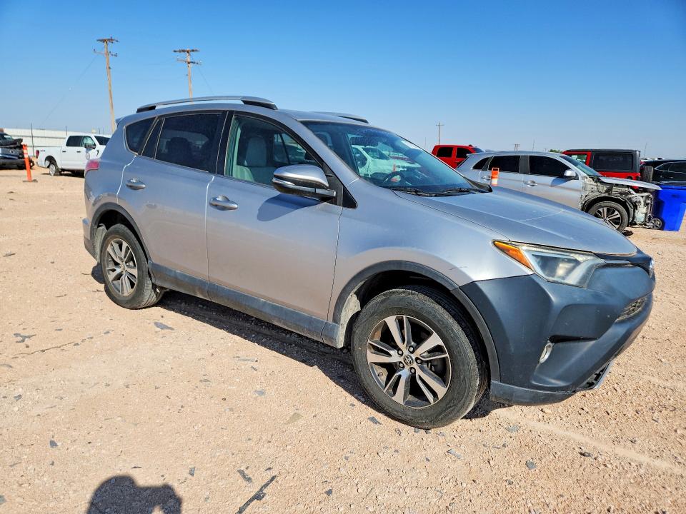 Photo 4 from auction – 2016 TOYOTA RAV4 with VIN 2T3WFREV0GW268800