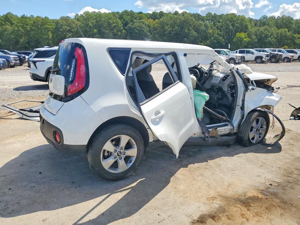 Photo 3 from auction – 2019 KIA SOUL with VIN KNDJN2A28K7911866