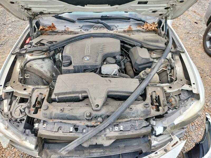 Photo 11 from auction – 2015 BMW 320 with VIN WBA3C3G54FNS73104