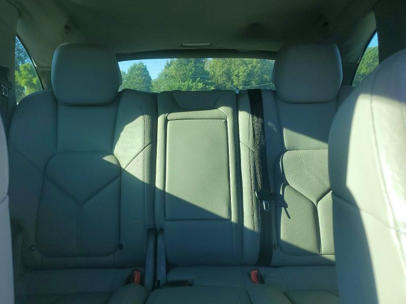 Photo 10 from auction – 2011 PORSCHE CAYENNE with VIN WP1AA2A22BLA00904
