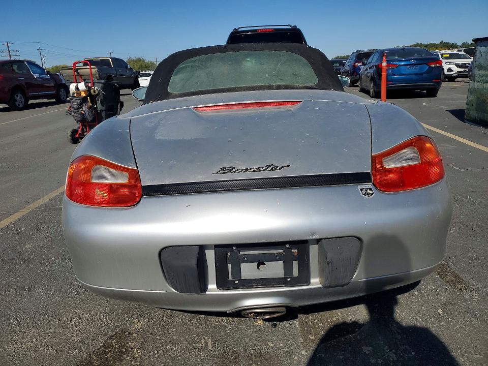 Photo 6 from auction – 1999 PORSCHE BOXSTER with VIN WP0CA2983XU623923