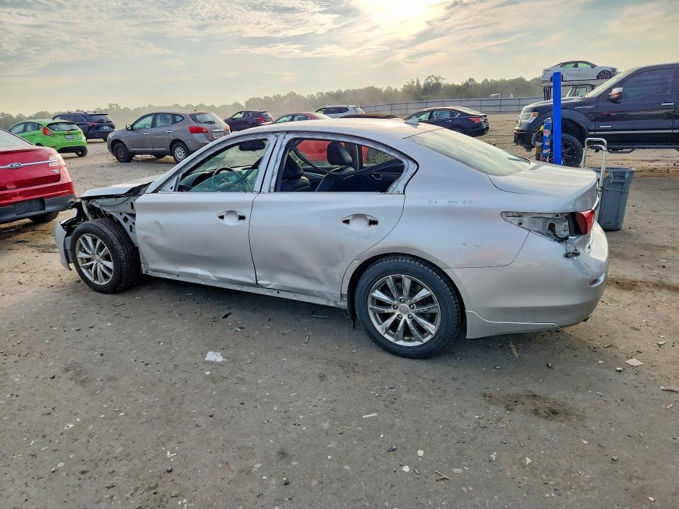 Photo 2 from auction – 2014 INFINITI Q50 with VIN JN1BV7AR8EM689904