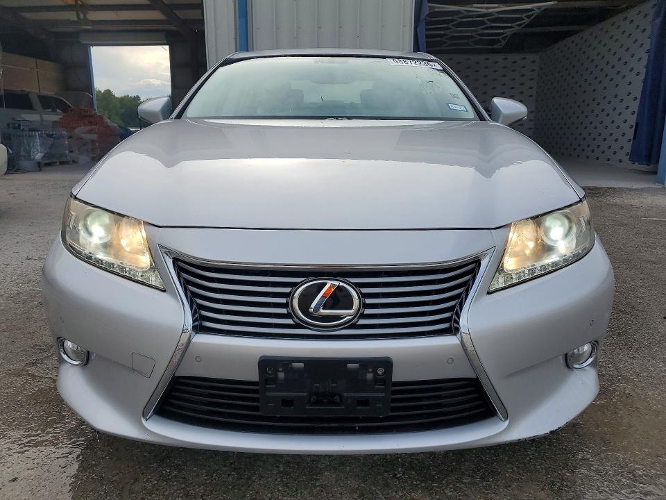 Foto 5 de la subasta – 2013 LEXUS ES con VIN JTHBK1GG4D2038576