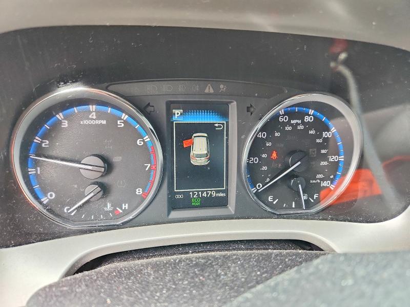 Photo 9 from auction – 2016 TOYOTA RAV4 with VIN 2T3RFREVXGW508853