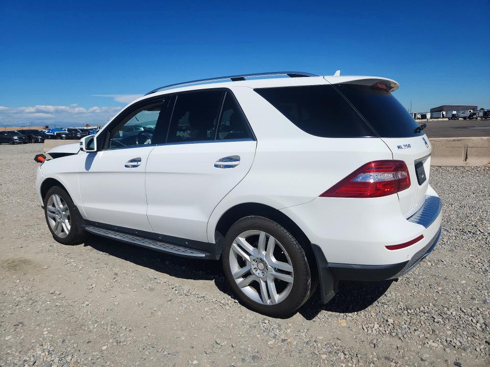 Photo 2 from auction – 2015 MERCEDES-BENZ ML with VIN 4JGDA5HB9FA596404