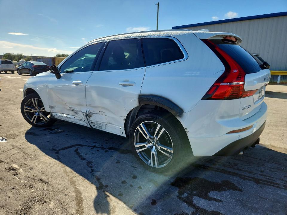 صورة رقم 2 من المزاد - 2021 VOLVO XC60 مع VIN YV4102DK2M1697163