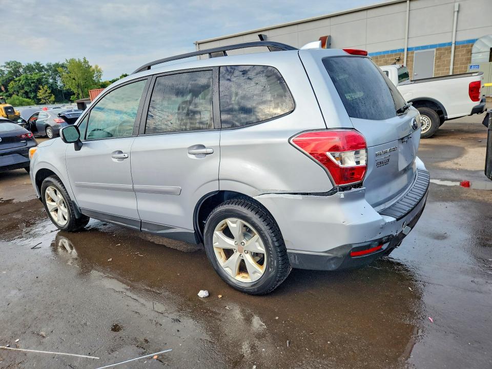 Photo 2 from auction – 2016 SUBARU FORESTER with VIN JF2SJADC3GH494691