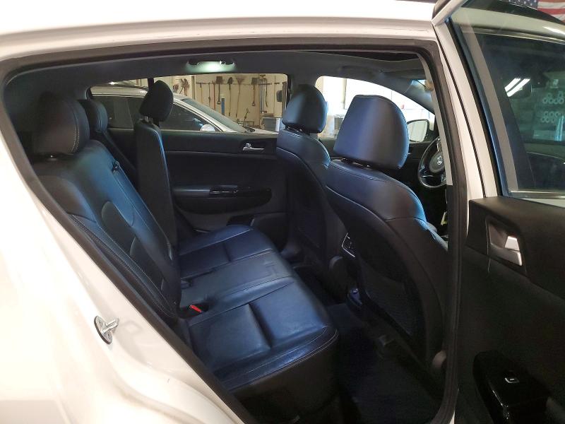 Снимка 11 от търг – 2018 KIA SPORTAGE с VIN KNDPNCAC4J7396260