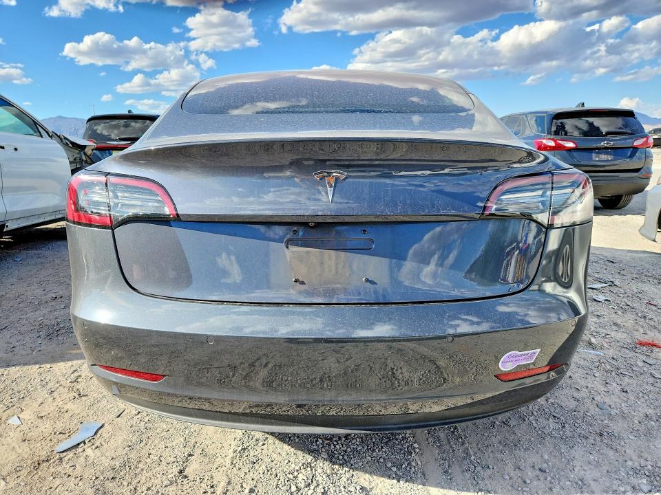 Photo 6 from auction – 2018 TESLA MODEL 3 with VIN 5YJ3E1EA3JF040842