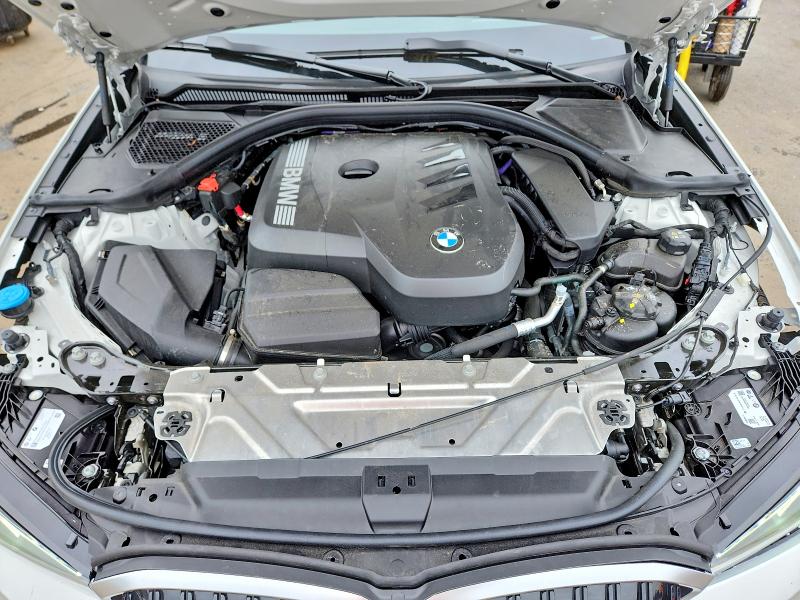 Фото 11 с аукциона – 2025 BMW 330XI с VIN 3MW89CW06S8F65702