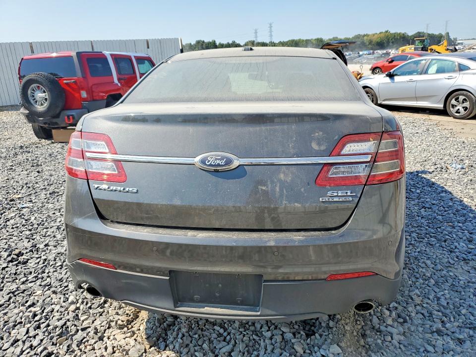 Photo 6 from auction – 2018 FORD TAURUS with VIN 1FAHP2E81JG100812