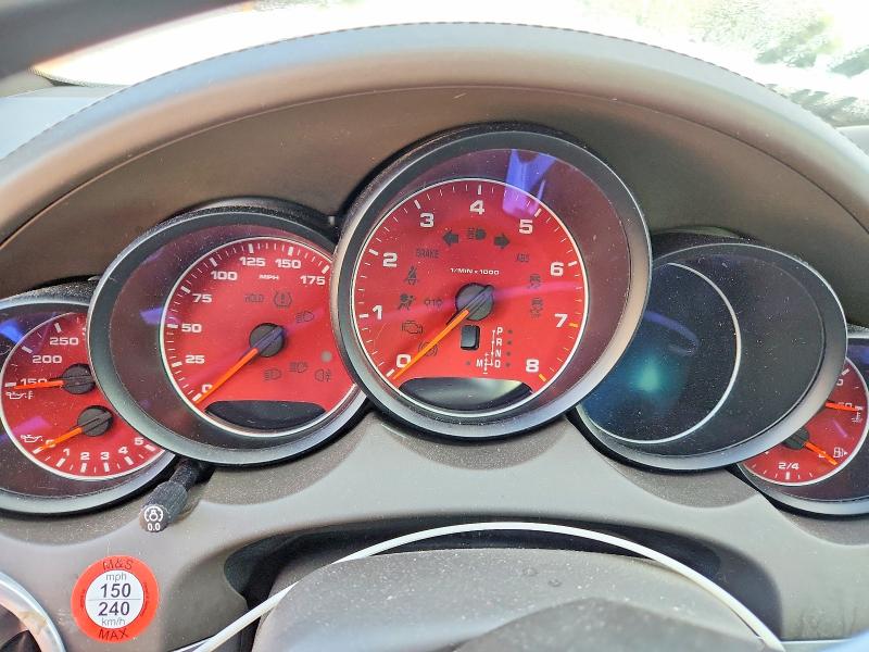 Photo 9 from auction – 2017 PORSCHE CAYENNE with VIN WP1AB2A23HLA52418