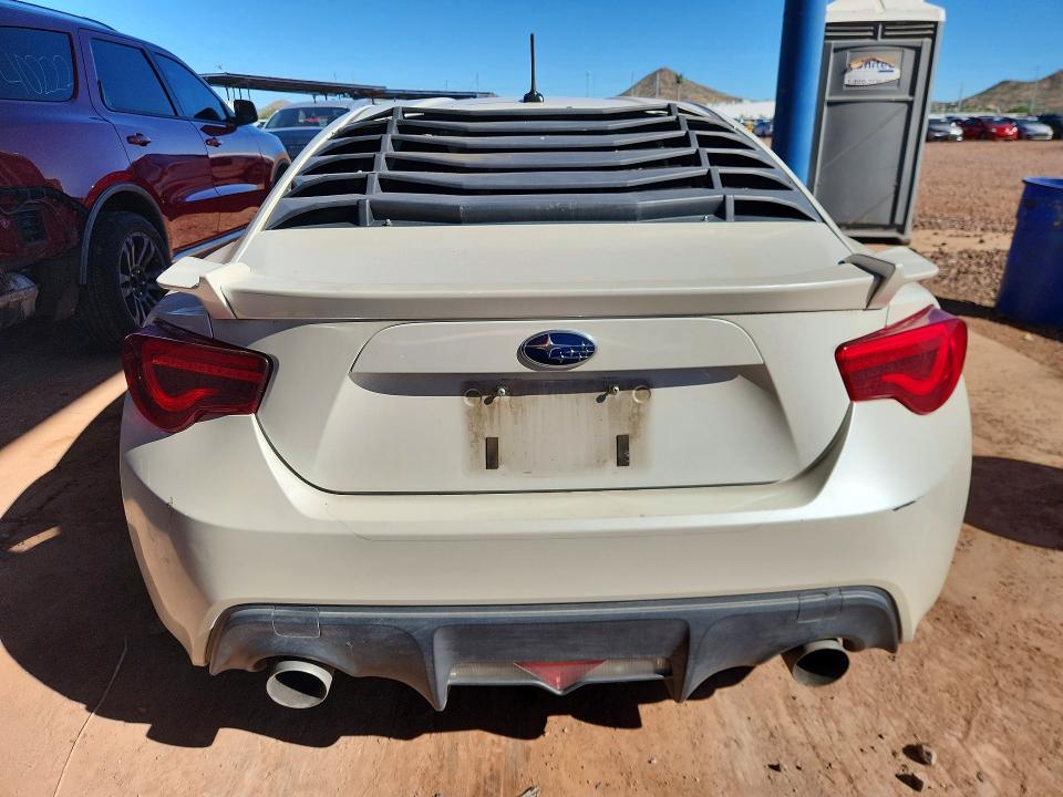 صورة رقم 6 من المزاد - 2014 SUBARU BRZ مع VIN JF1ZCAB15E9601777