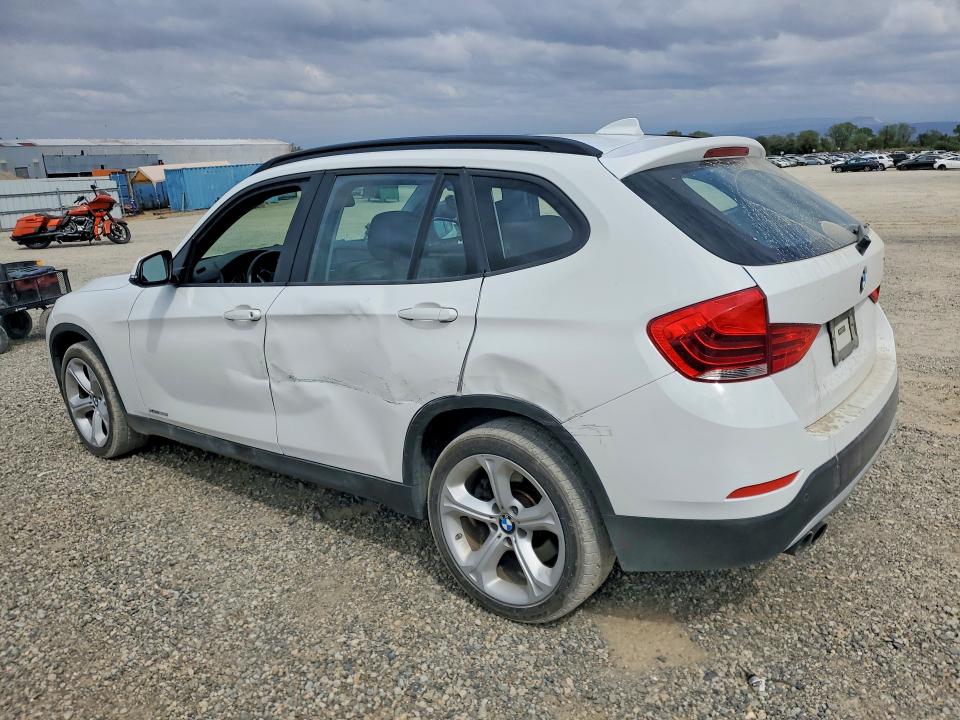 Photo 2 from auction – 2015 BMW X1 with VIN WBAVM5C54FVV94700