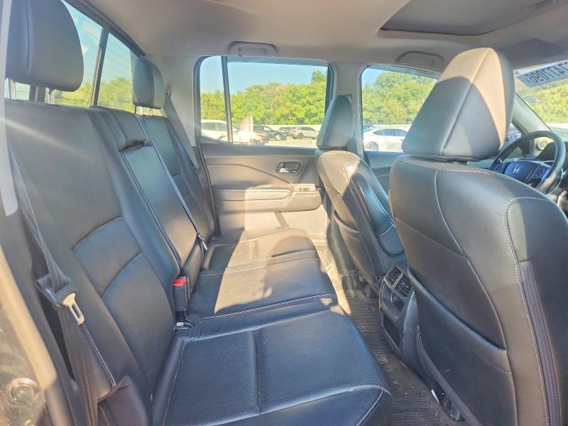 Снимка 10 от търг – 2018 HONDA RIDGELINE с VIN 5FPYK3F78JB010580