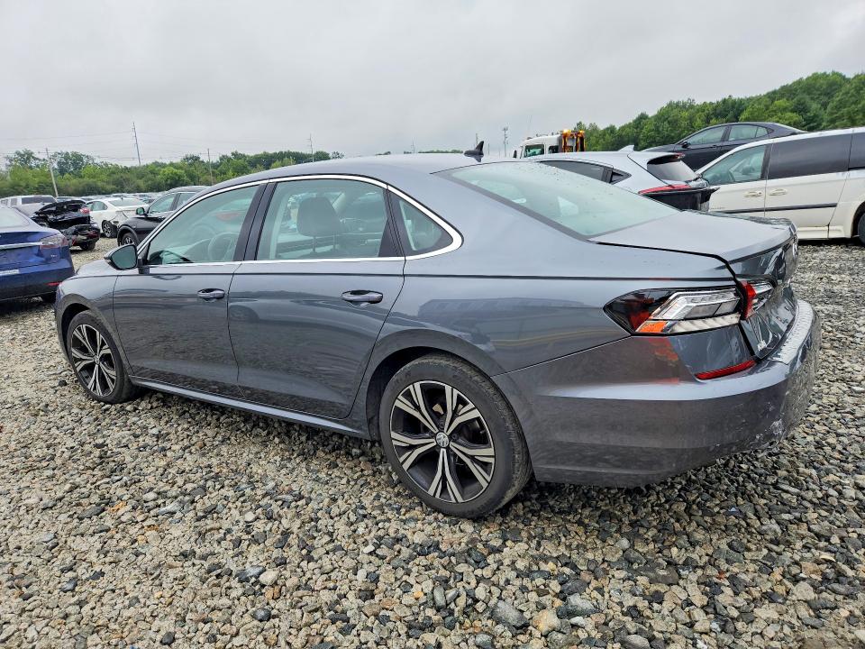 Photo 2 from auction – 2022 VOLKSWAGEN PASSAT with VIN 1VWSA7A30NC004351