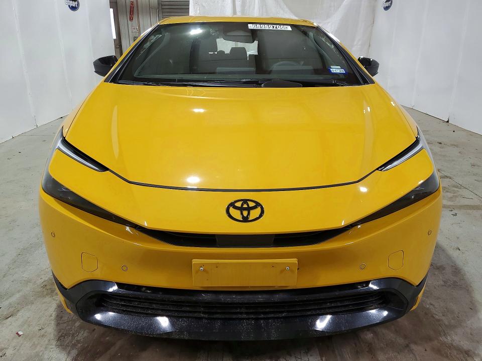 Photo 5 from auction – 2026 TOYOTA PRIUS with VIN JTDACAAU1T3075702
