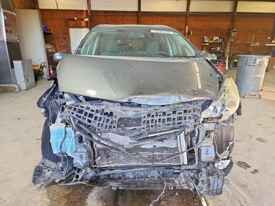 Photo 5 from auction – 2012 TOYOTA PRIUS V with VIN JTDZN3EU2C3103106