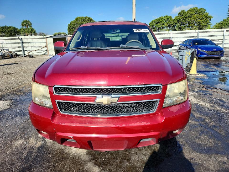 Zdjęcie 5 z aukcji – 2011 CHEVROLET TAHOE z VIN 1GNSCBE00BR244841