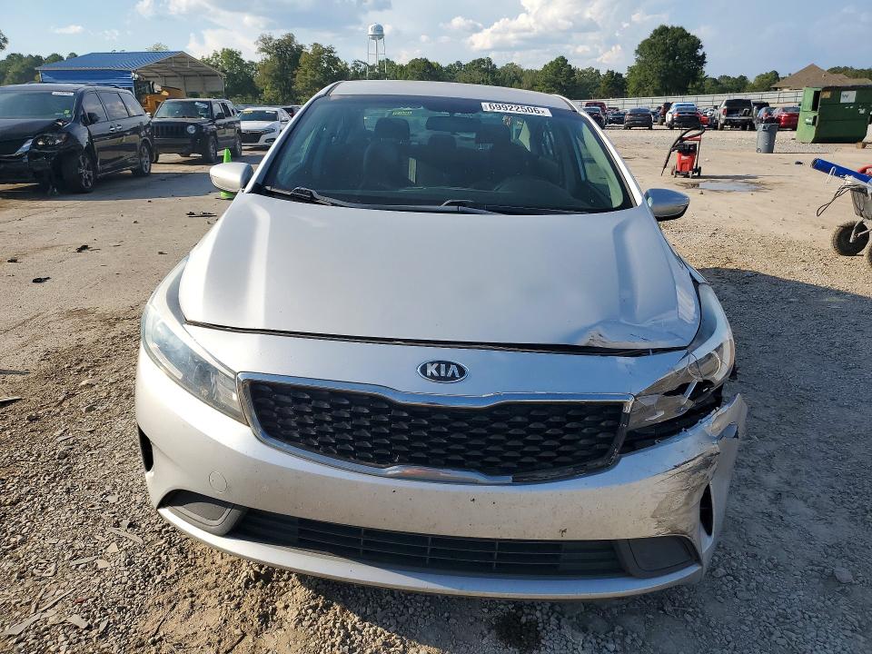 Фото 5 с аукциона – 2018 KIA FORTE с VIN 3KPFK4A77JE241876