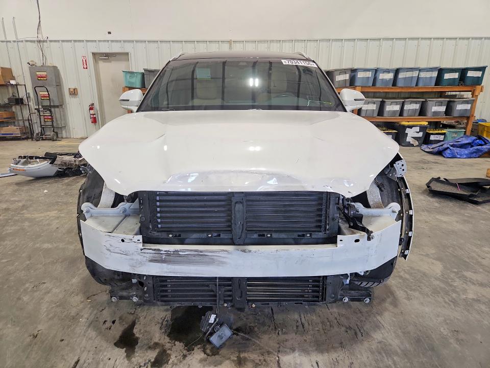 Photo 5 from auction – 2021 LINCOLN CORSAIR with VIN 5LMCJ2D98MUL00360