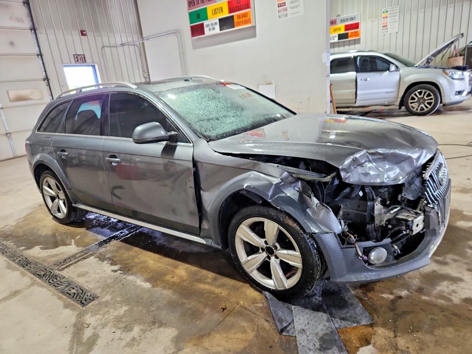 Foto 4 de la subasta – 2014 AUDI A4 ALLROAD con VIN WA1UFAFL1EA139914