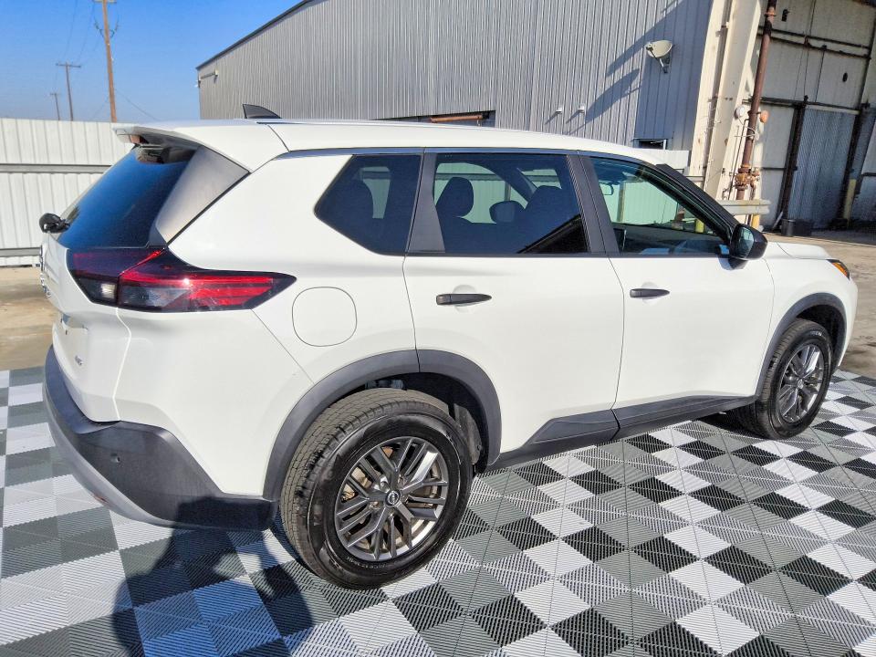Photo 3 from auction – 2023 NISSAN ROGUE with VIN 5N1BT3AB2PC847382