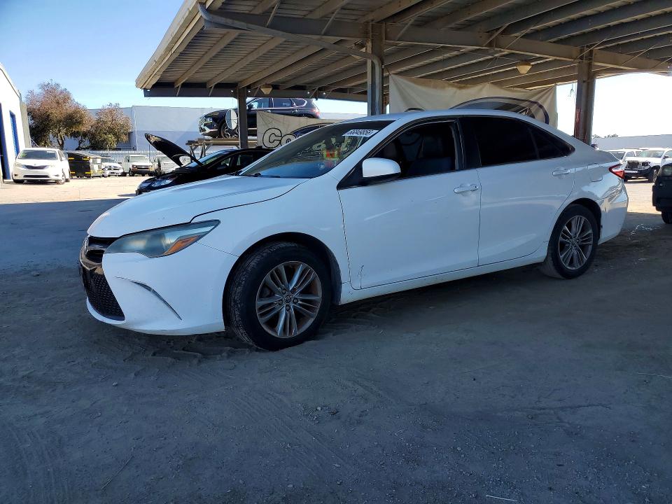 TOYOTA CAMRY 2015 with VIN 4T1BF1FK0FU042784 - Photo from auction