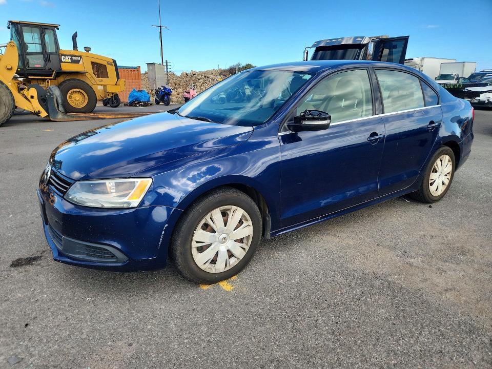 VOLKSWAGEN JETTA 2013 с VIN 3VWDP7AJ8DM433725 - Снимка от търг